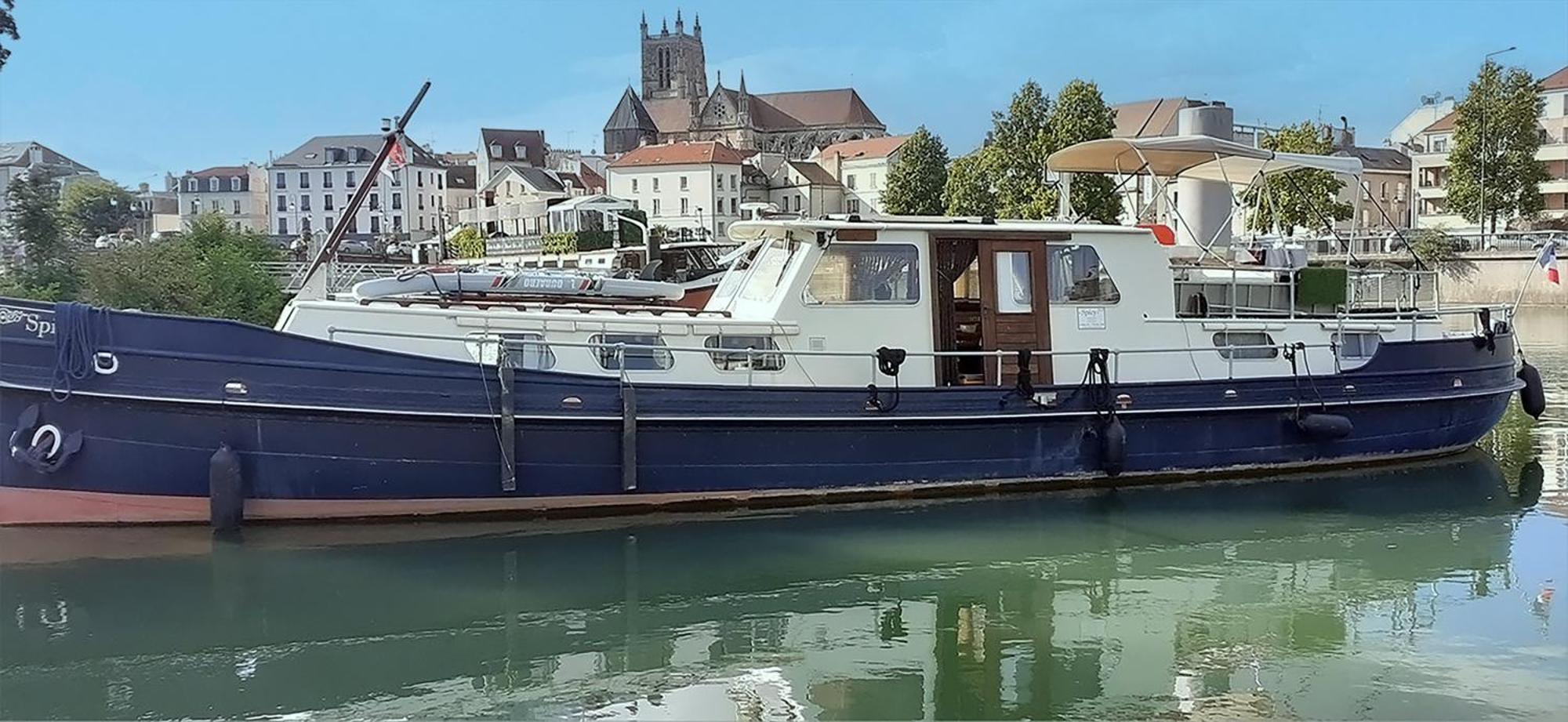 Spicy - Sejour Insolite Sur La Marne Meaux Luaran gambar